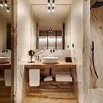 The Log By Piamonte 4* ポルト
