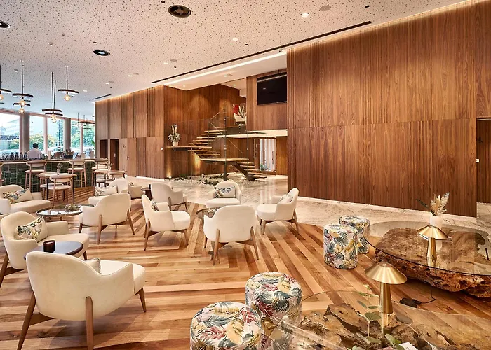 The Log By Piamonte Hotel