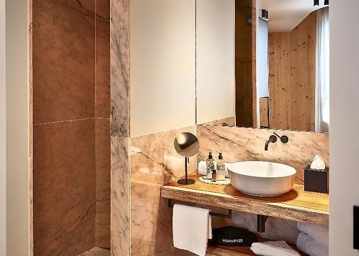 The Log By Piamonte 4* Porto