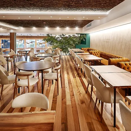 The Log By Piamonte Hotell Oporto
