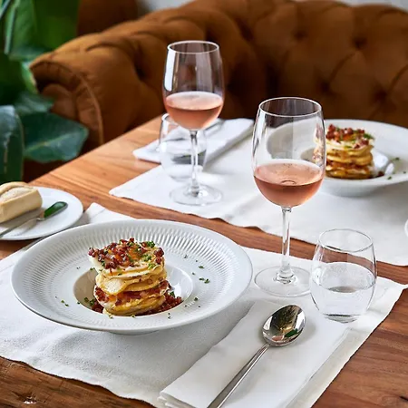 The Log By Piamonte Hotel 4*