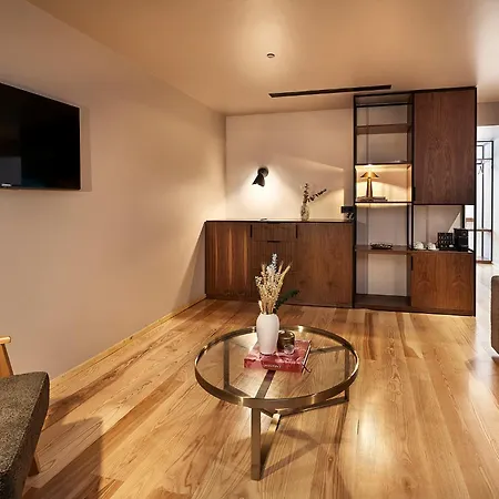 The Log By Piamonte Hotel 4*