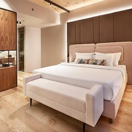Hotell The Log By Piamonte Oporto