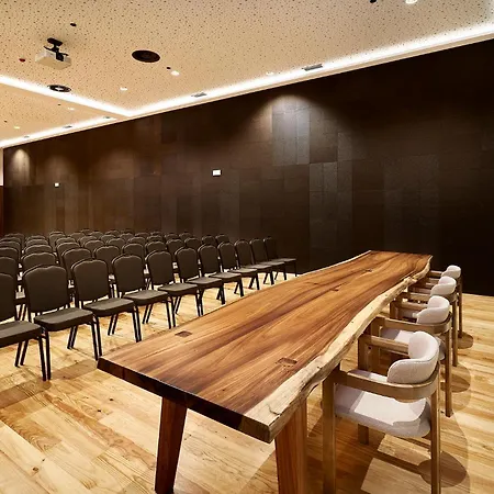 The Log By Piamonte 4*