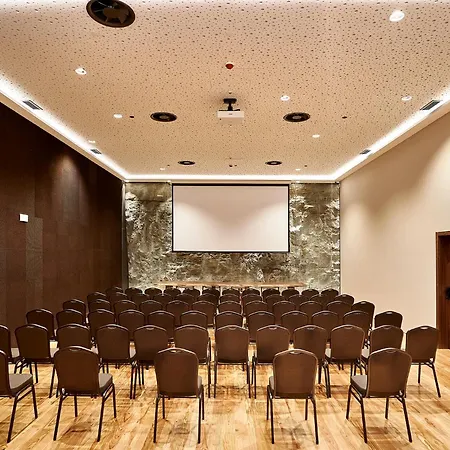 The Log By Piamonte 4*