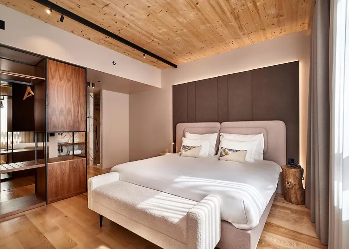 The Log By Piamonte Hotel 4*